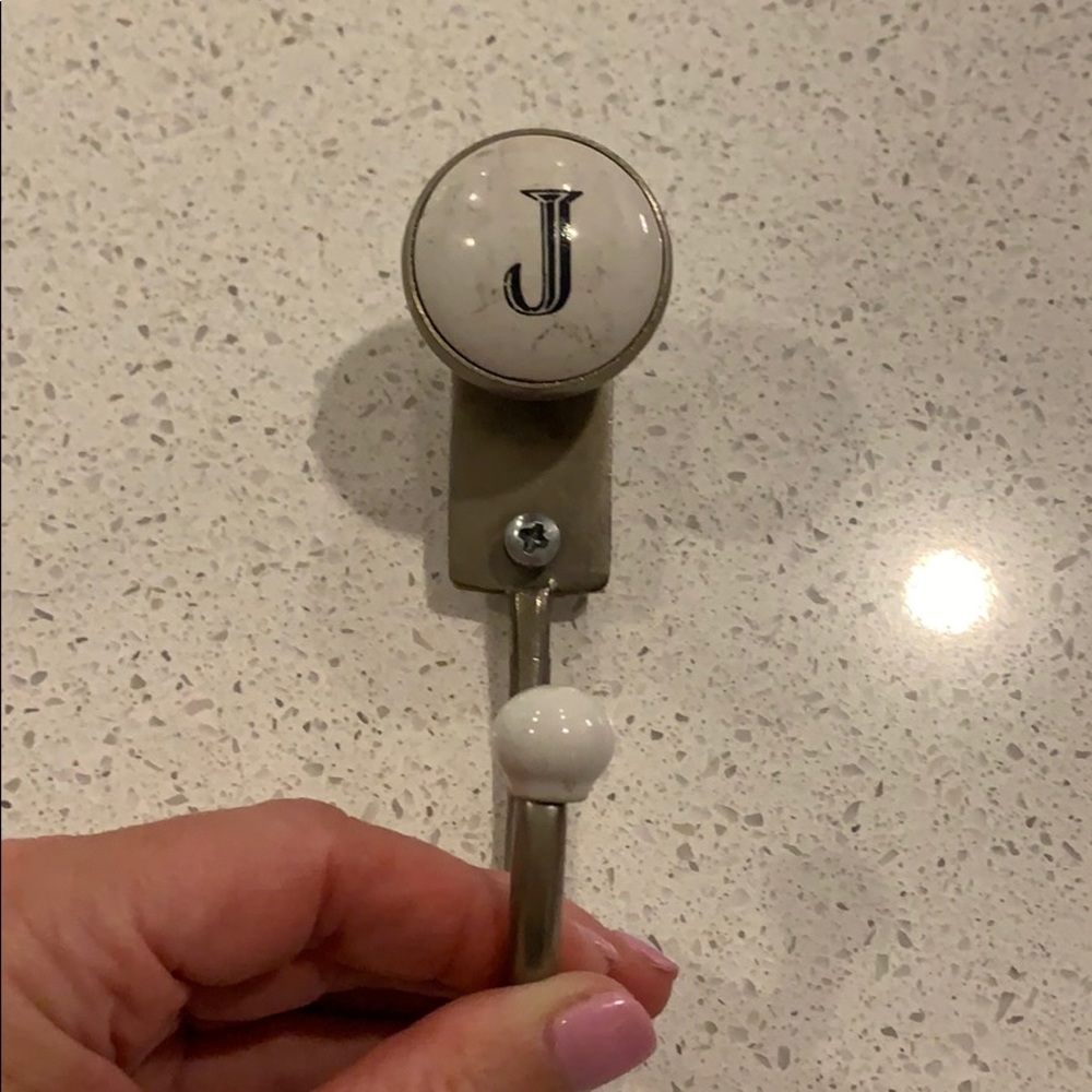Anthropologie J hook